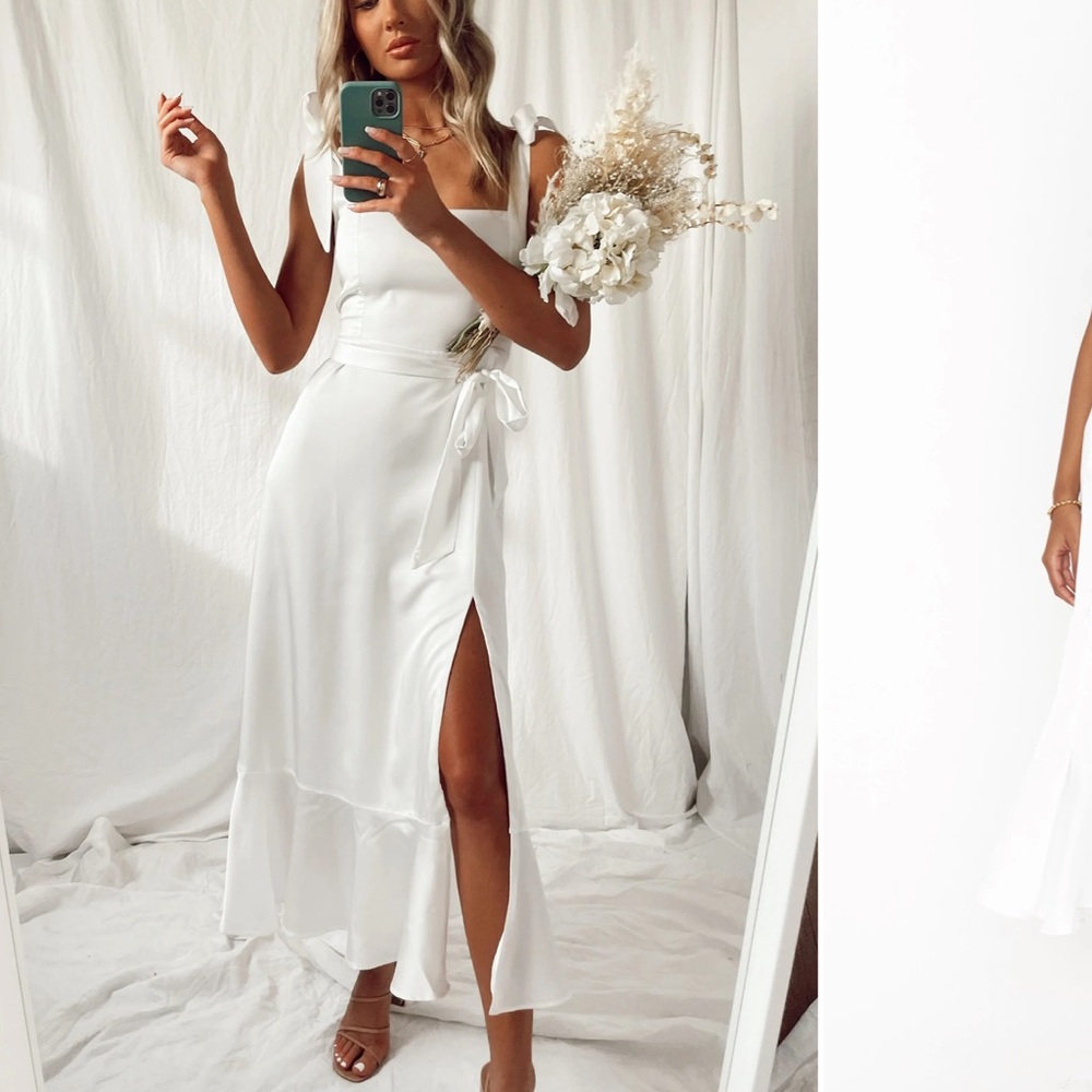 Satin white midi dress!